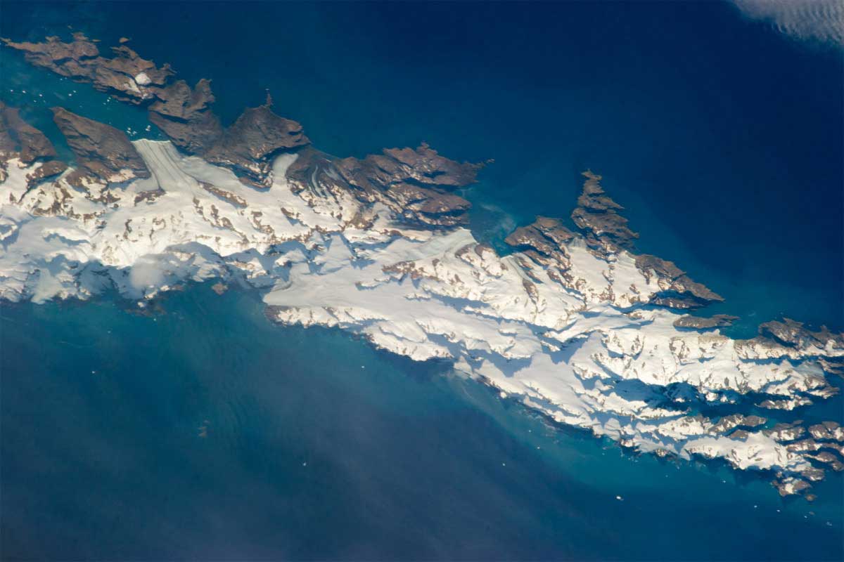 South Georgia and the ocean around it hold much of interest to scientists. Photo International Space Station (ISS)
